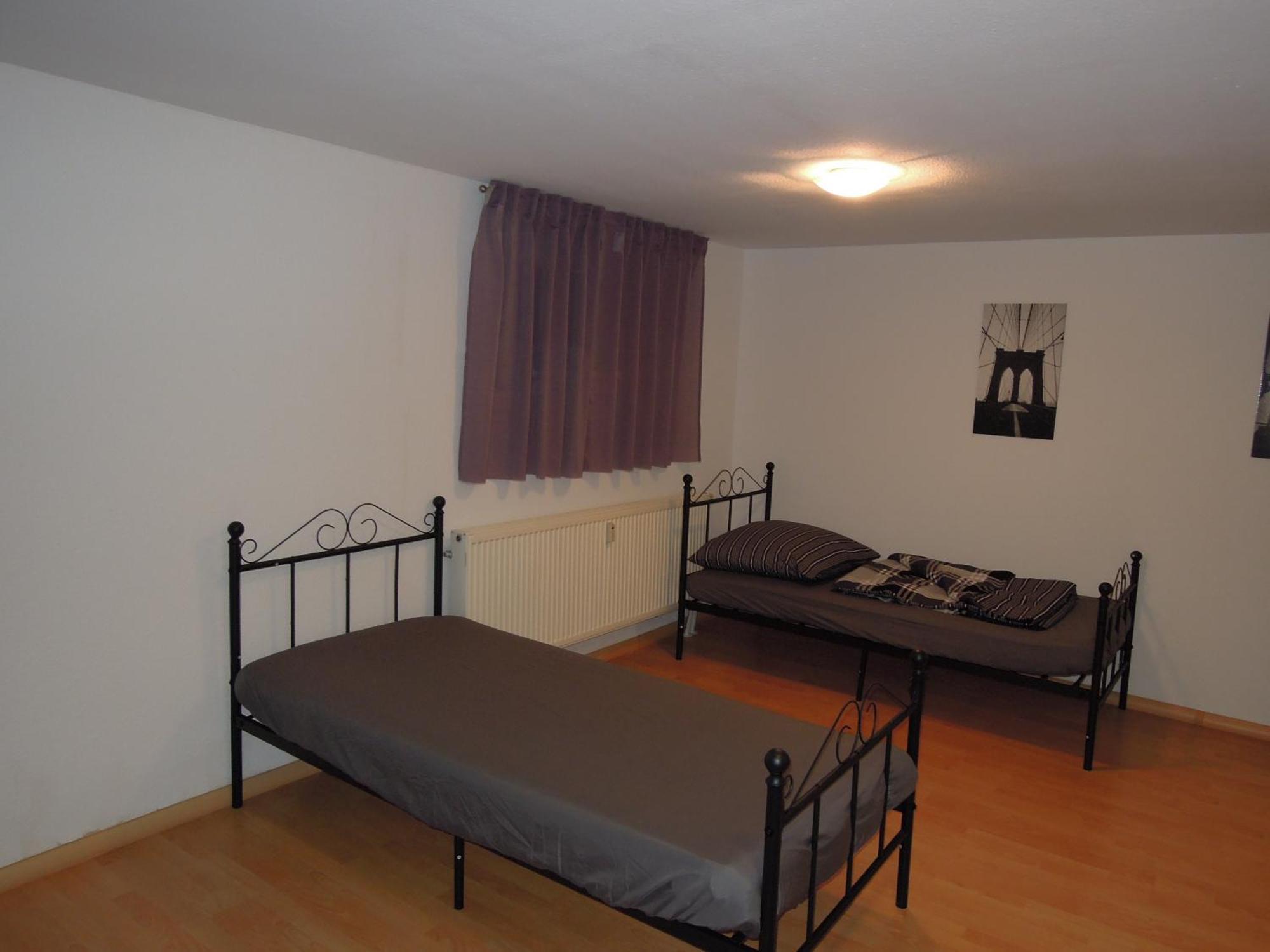 Ferienwohnung Monteurzimmer 2 Haus Арнщат Екстериор снимка
